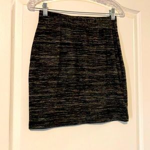 Black and grey skirt. Elastic waist